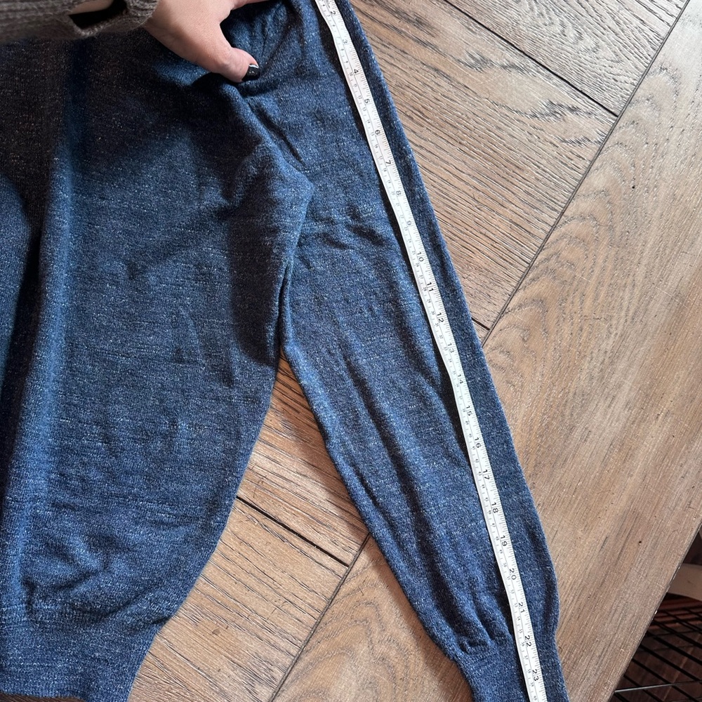 J. Crew Men's 100% Cotton V-Neck Sweater - Deep Blue -Size Large - Picture 8 of 9